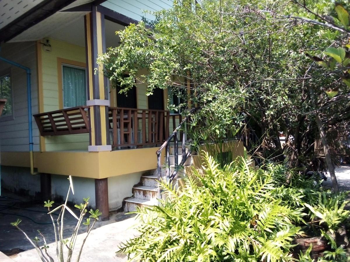 Kanchanaporn Resort Ko Lan Buitenkant foto