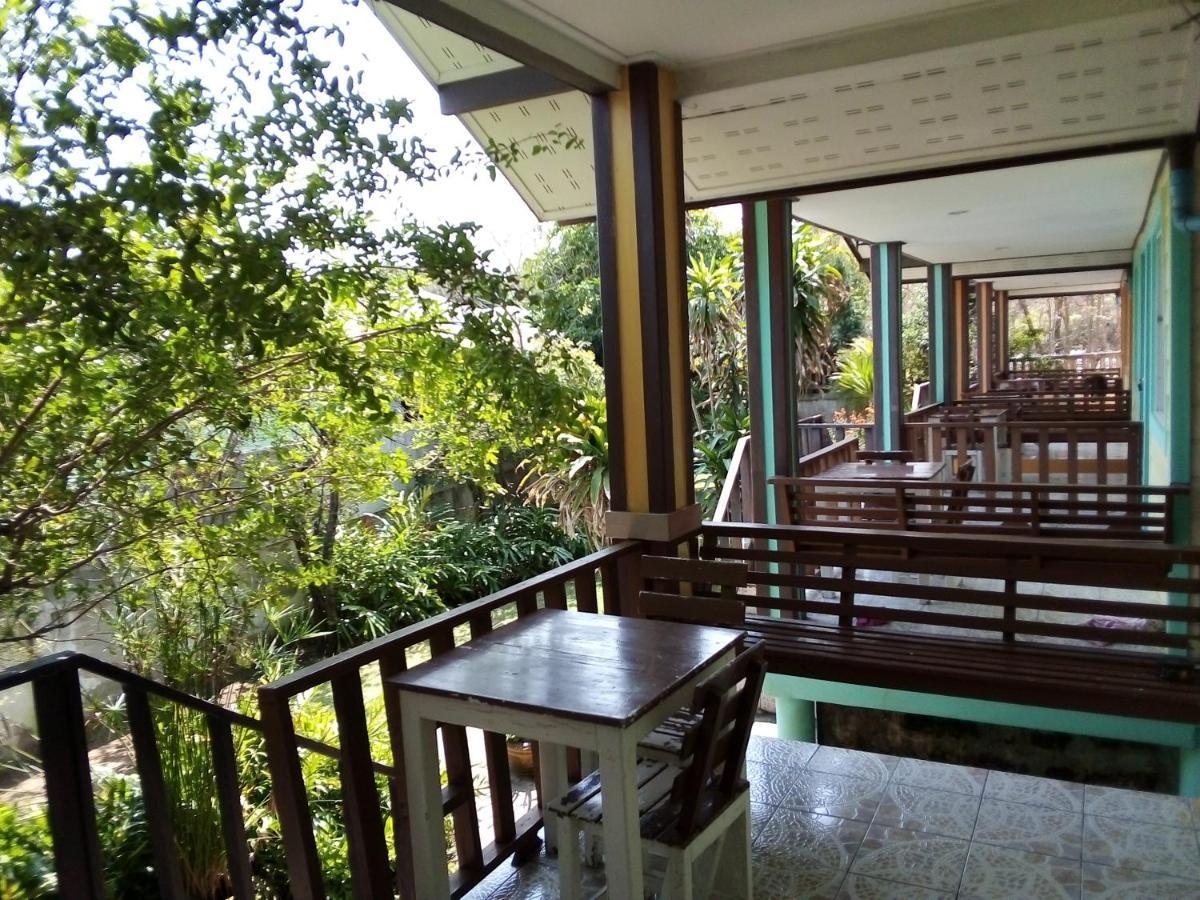 Kanchanaporn Resort Ko Lan Buitenkant foto