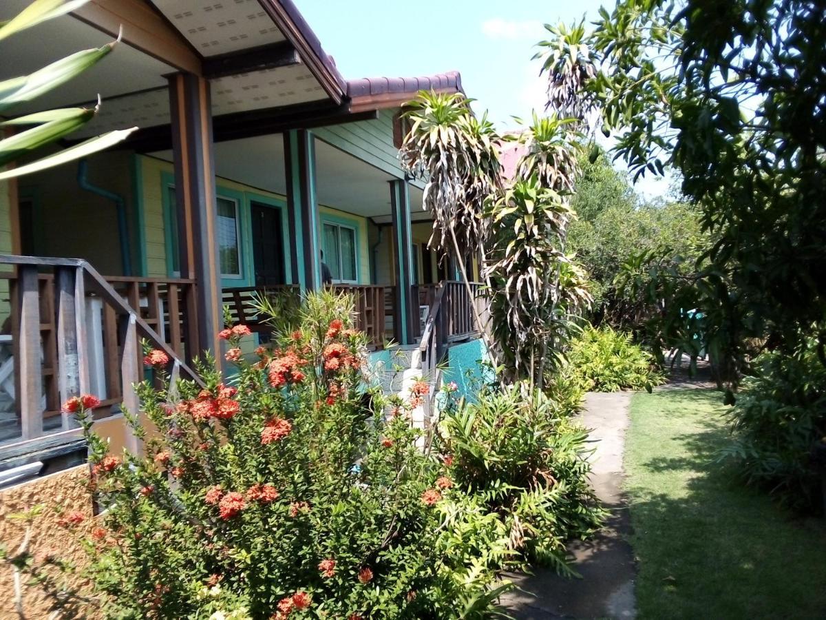 Kanchanaporn Resort Ko Lan Buitenkant foto